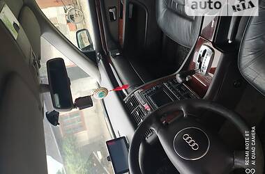 Седан Audi A8 2001 в Борщеве