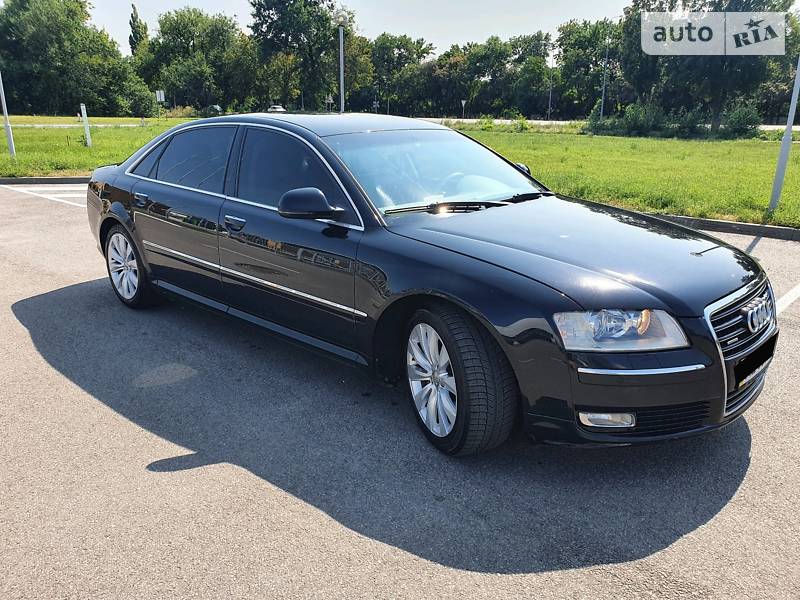 Седан Audi A8 2008 в Днепре