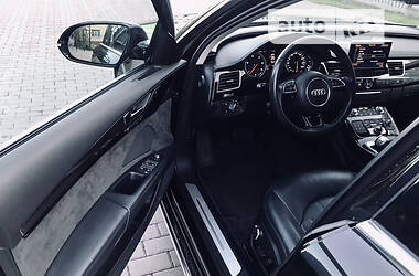 Седан Audi A8 2014 в Києві