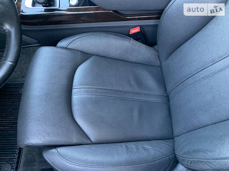 Седан Audi A8 2015 в Киеве фото 26 Седан Audi A8 2015 в Киеве