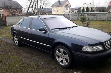 Седан Audi A8 1998 в Луцке