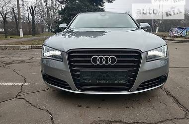 Седан Audi A8 2011 в Чернівцях