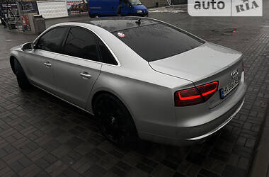 Седан Audi A8 2010 в Хмельницком