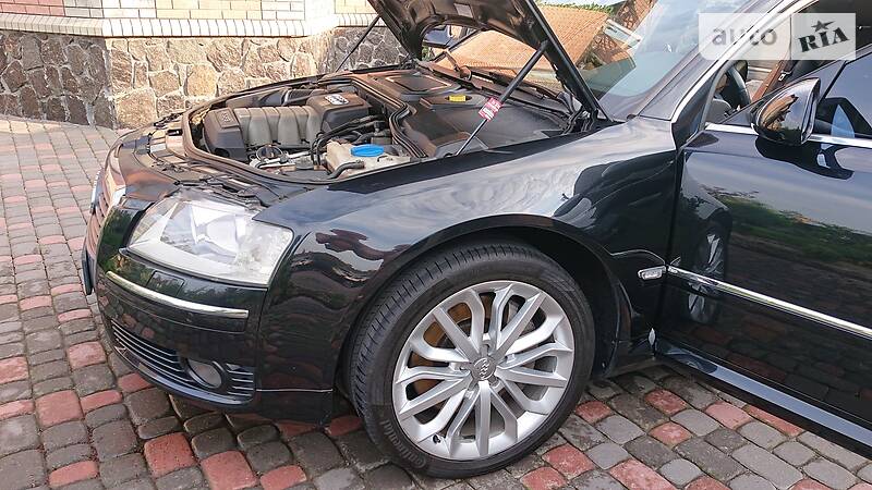 Седан Audi A8 2006 в Киеве