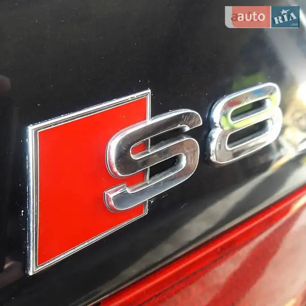 Audi A8 2000