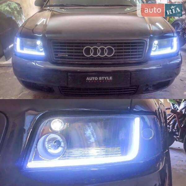 Седан Audi A8 2000 в Одессе