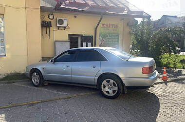 Седан Audi A8 1997 в Львове