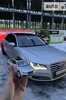 Седан Audi A8 2010 в Хмельницком