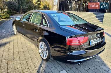 Седан Audi A8 2012 в Львове