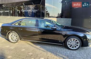 Седан Audi A8 2012 в Львове