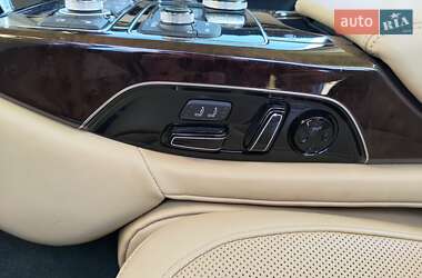 Седан Audi A8 2012 в Львове