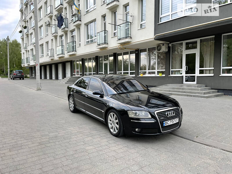 Седан Audi A8 2007 в Львові