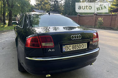 Седан Audi A8 2004 в Львове