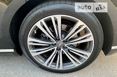 Седан Audi A8 2020 в Киеве