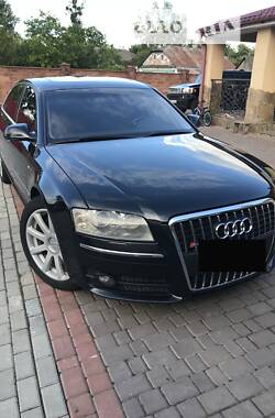 Седан Audi A8 2005 в Рівному