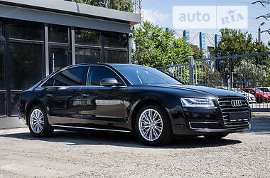 Седан Audi A8 2017 в Киеве