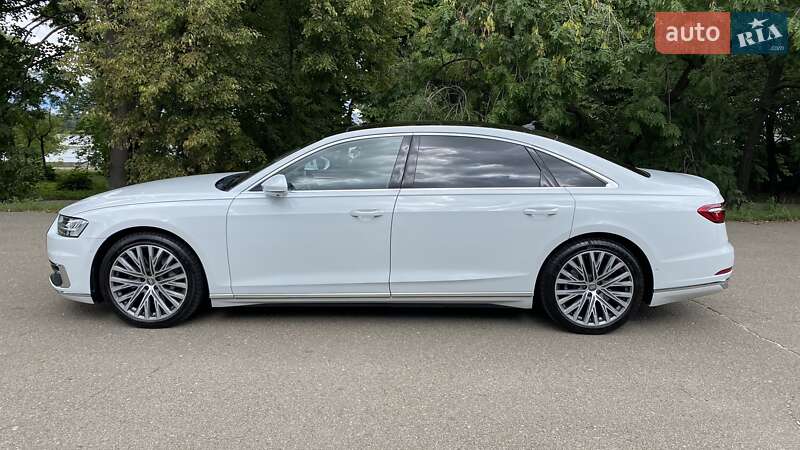 Седан Audi A8 2018 в Киеве фото 2 Седан Audi A8 2018 в Киеве