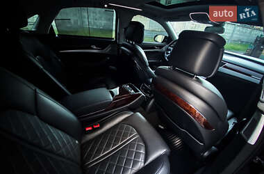 Седан Audi A8 2013 в 