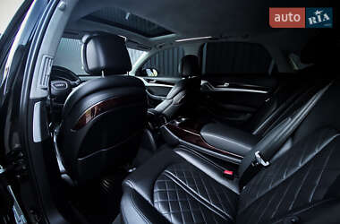 Седан Audi A8 2013 в 
