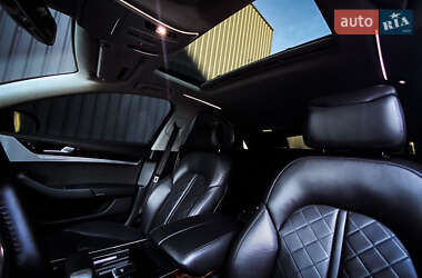 Седан Audi A8 2013 в 
