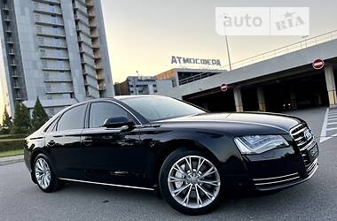Седан Audi A8 2012 в 