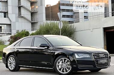 Седан Audi A8 2012 в 