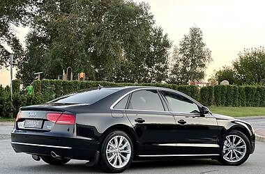 Седан Audi A8 2012 в 