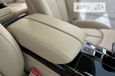 Седан Audi A8 2012 в 