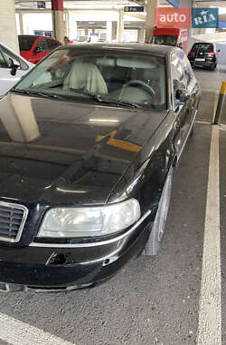Седан Audi A8 2001 в Киеве
