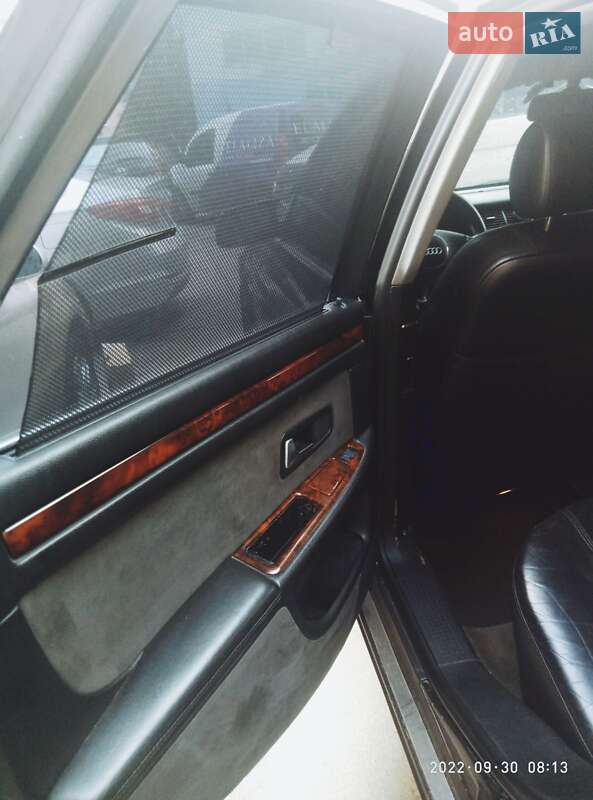 Седан Audi A8 2000 в Одессе