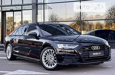 Седан Audi A8 2021 в Киеве