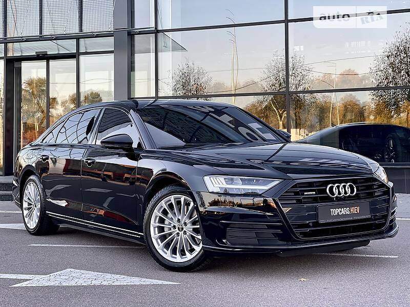 Седан Audi A8 2021 в Киеве
