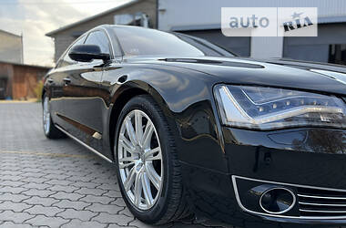 Седан Audi A8 2011 в 