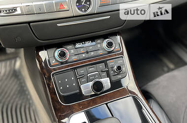 Седан Audi A8 2011 в 