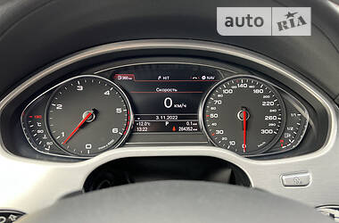 Седан Audi A8 2011 в 