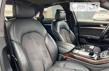 Седан Audi A8 2011 в 