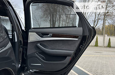 Седан Audi A8 2011 в 