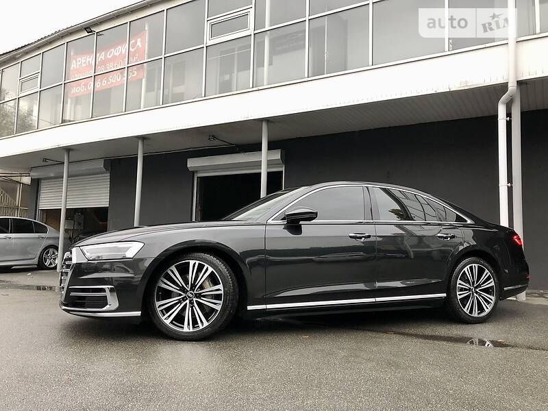 Седан Audi A8 2018 в Києві