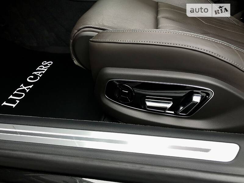 Седан Audi A8 2018 в Києві