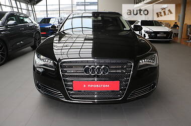 Седан Audi A8 2012 в Днепре