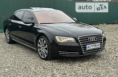 Седан Audi A8 2010 в 