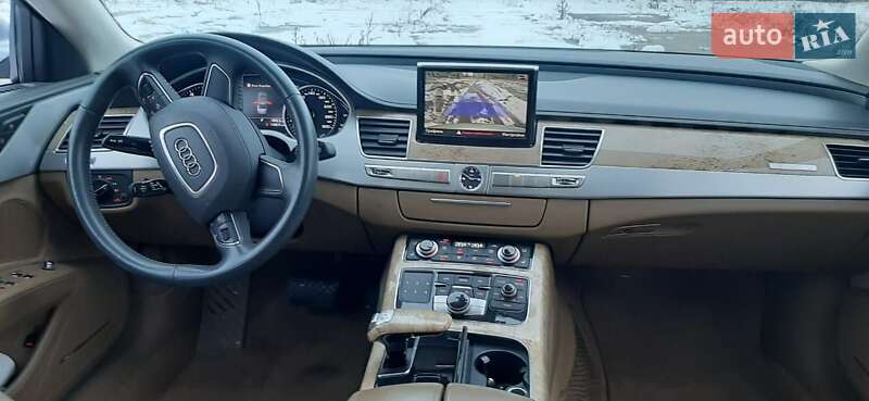 Седан Audi A8 2011 в Киеве