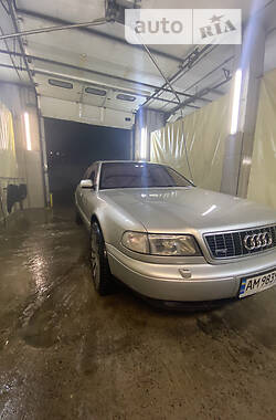 Седан Audi A8 1995 в Житомире