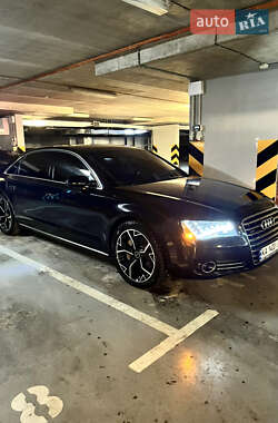 Седан Audi A8 2012 в Києві