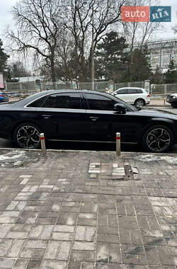Седан Audi A8 2012 в Києві