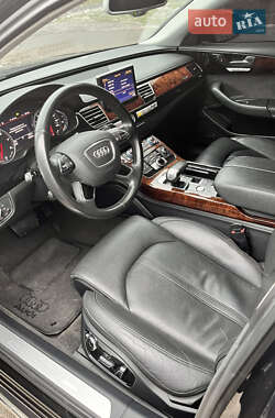 Седан Audi A8 2012 в Киеве