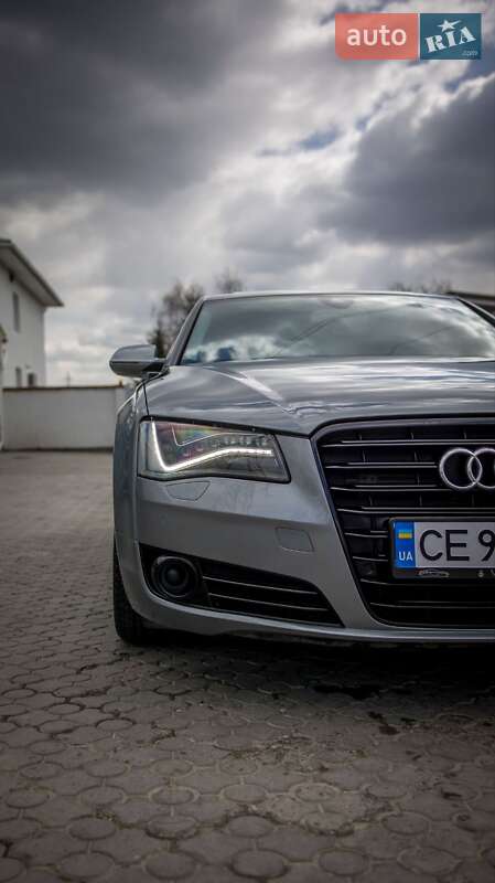 Седан Audi A8 2011 в Черновцах