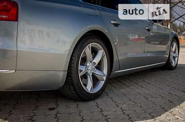 Седан Audi A8 2011 в Чернівцях