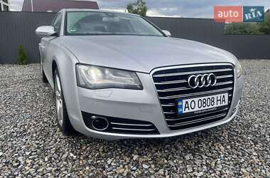 Седан Audi A8 2010 в Рахове