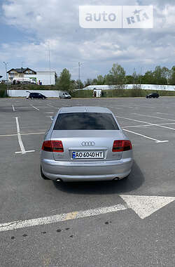 Седан Audi A8 2005 в Ужгороді